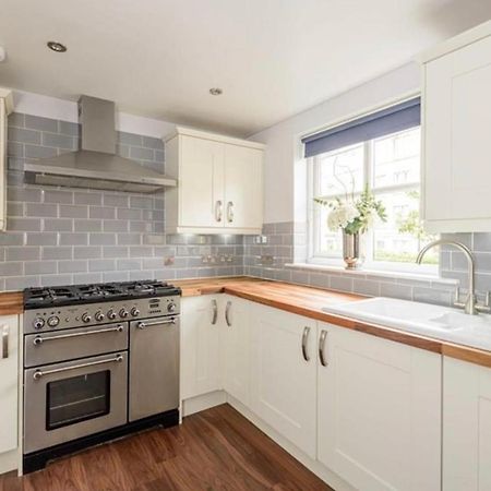 Cosy Roseburn Apartment, Edinburgh - 2 Bedrooms, Free Parking ภายนอก รูปภาพ