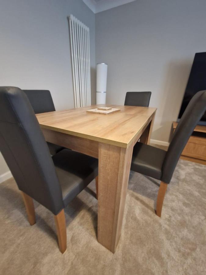 Cosy Roseburn Apartment, Edinburgh - 2 Bedrooms, Free Parking ภายนอก รูปภาพ