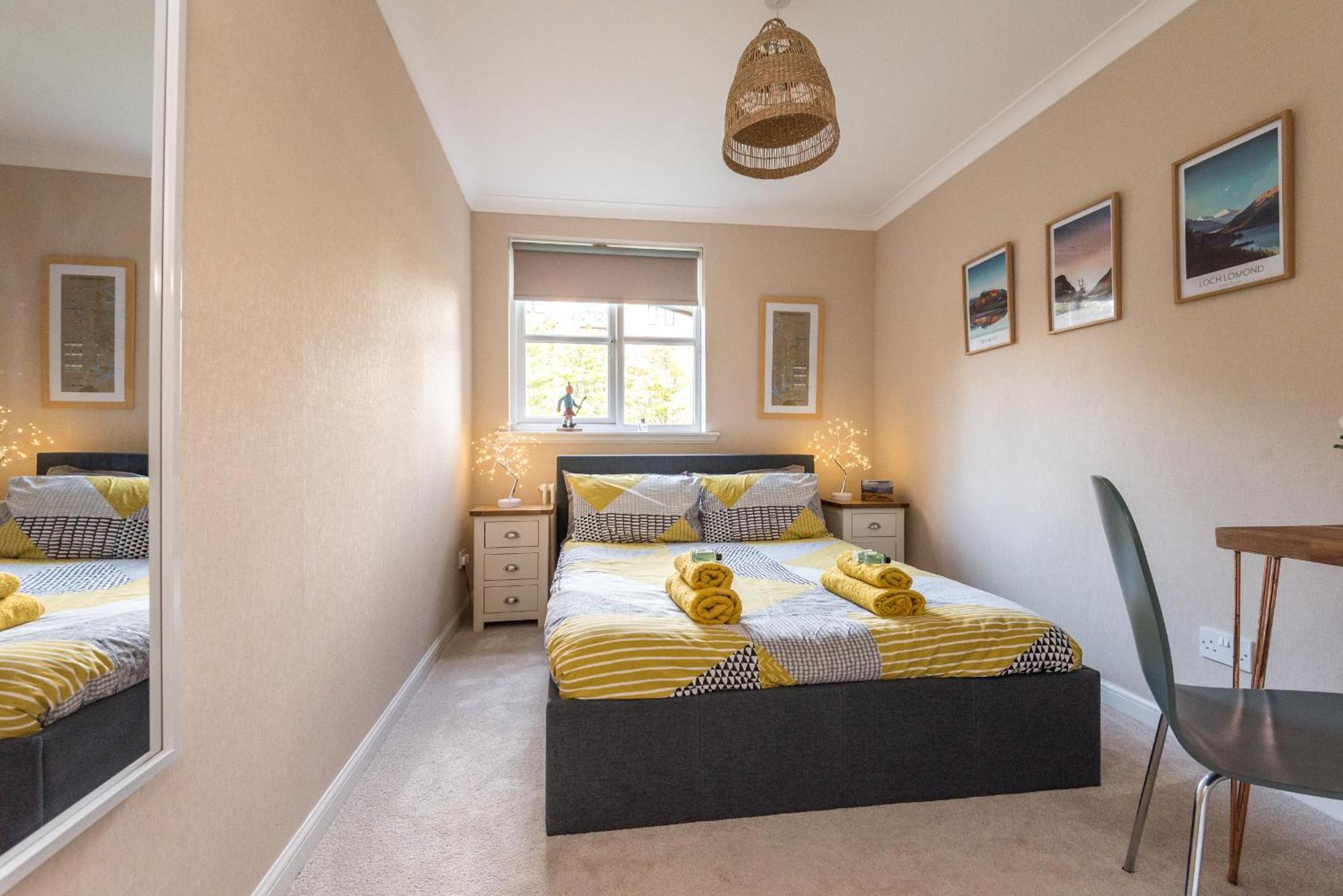 Cosy Roseburn Apartment, Edinburgh - 2 Bedrooms, Free Parking ภายนอก รูปภาพ