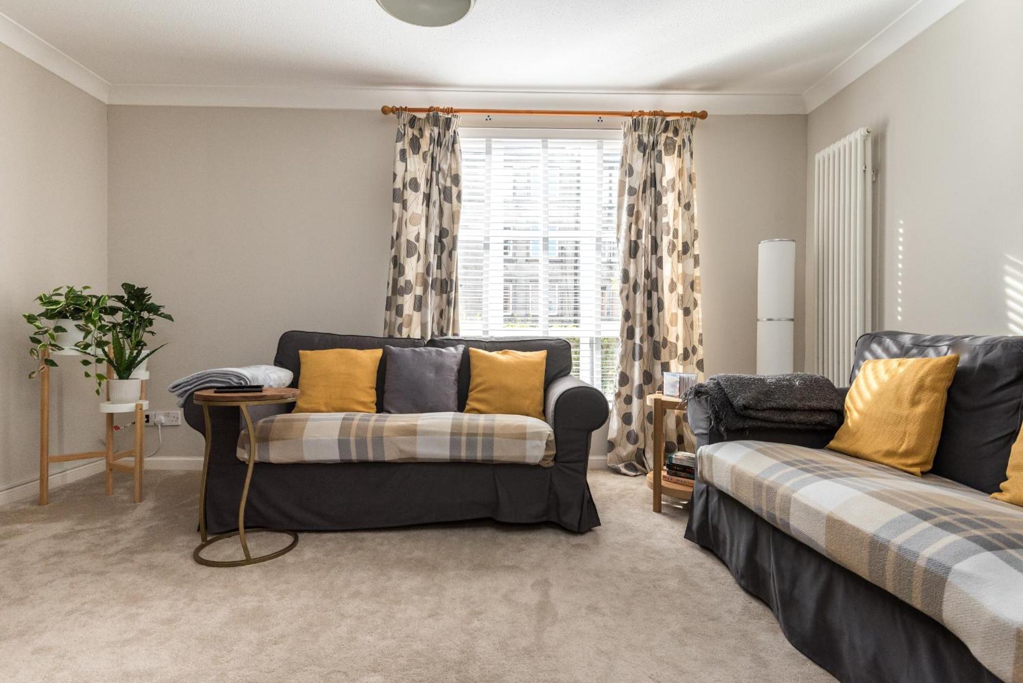 Roseburn Apartment, Edinburgh - 2 Bedrooms, Free Parking ภายนอก รูปภาพ