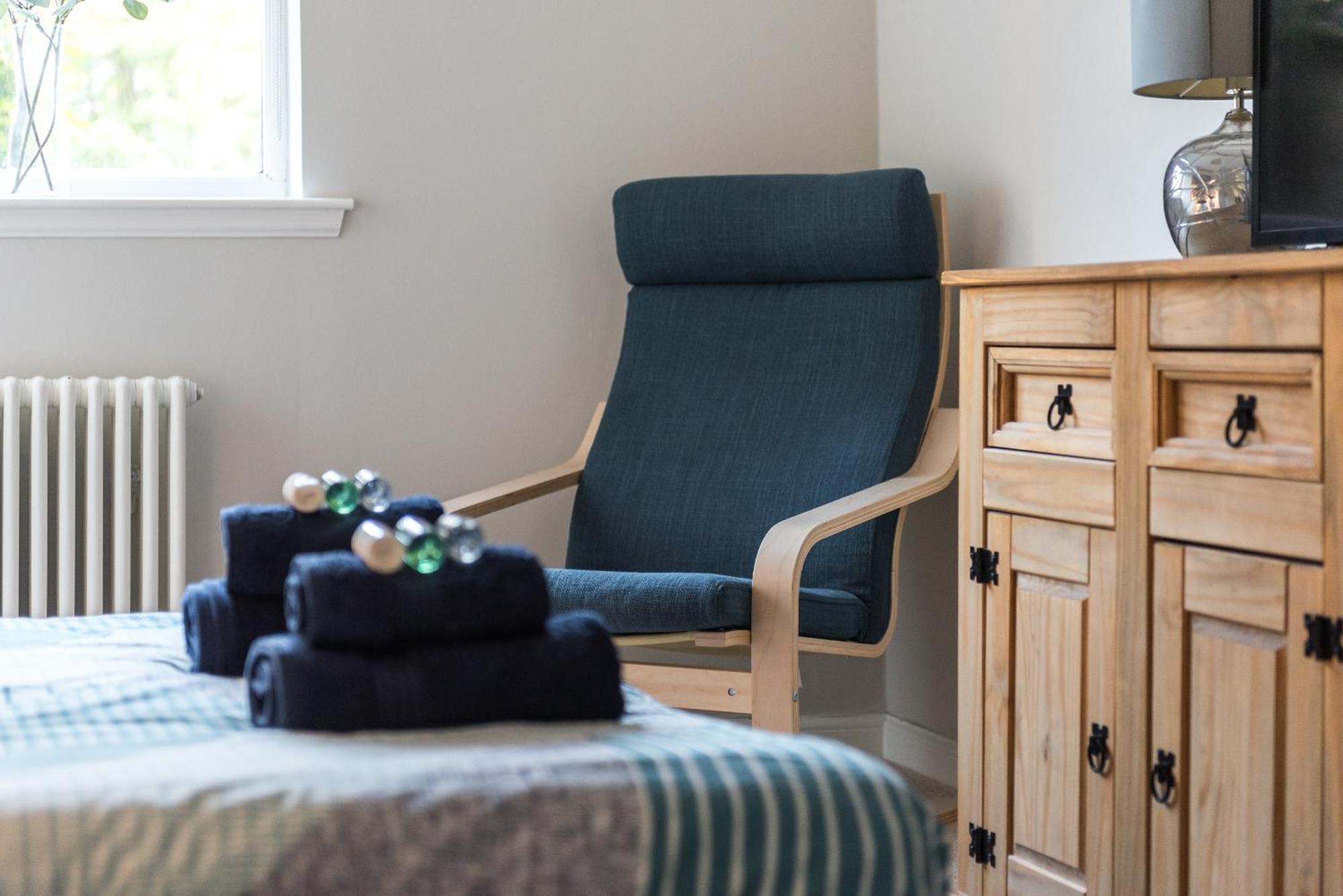 Cosy Roseburn Apartment, Edinburgh - 2 Bedrooms, Free Parking ภายนอก รูปภาพ