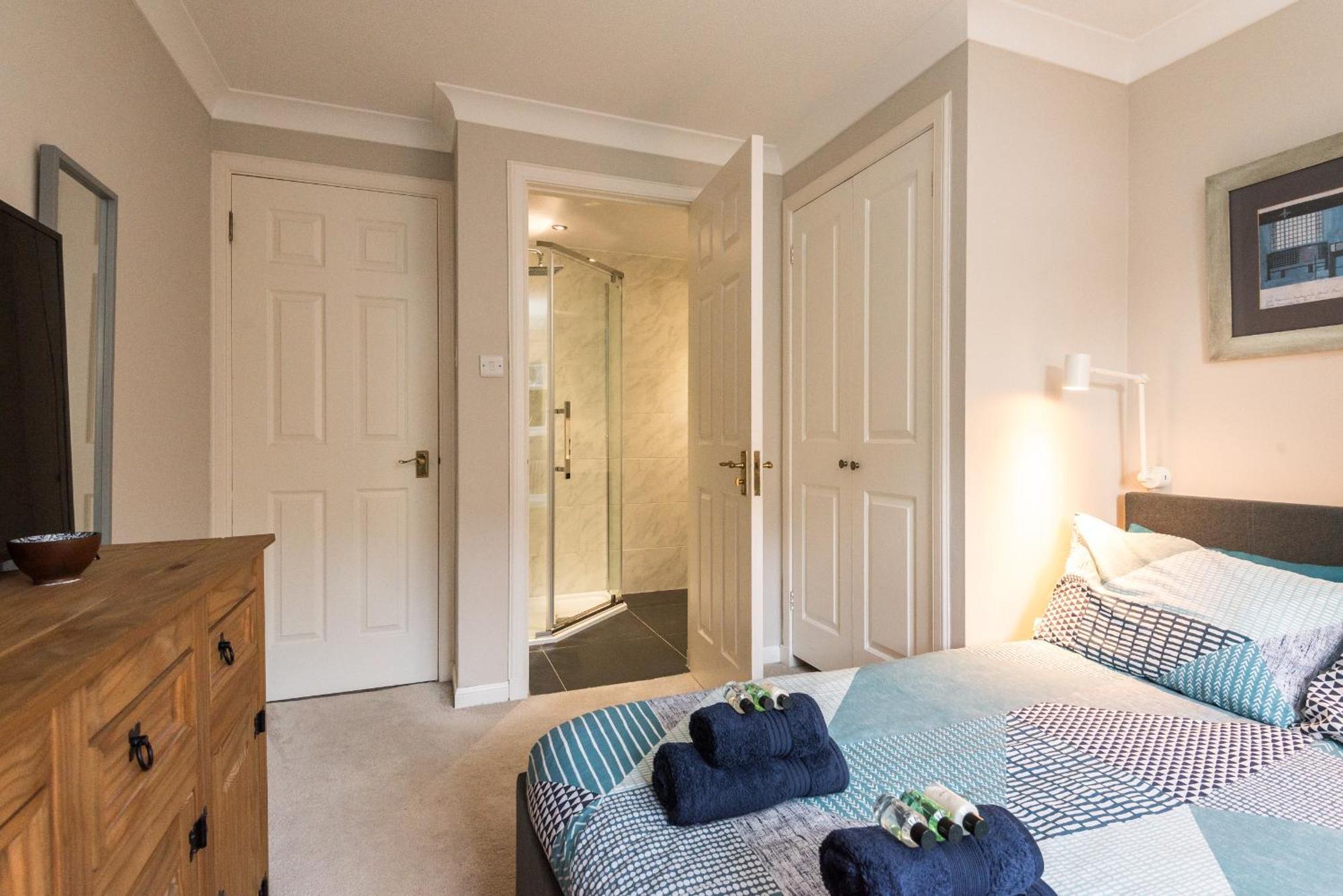 Roseburn Apartment, Edinburgh - 2 Bedrooms, Free Parking ภายนอก รูปภาพ